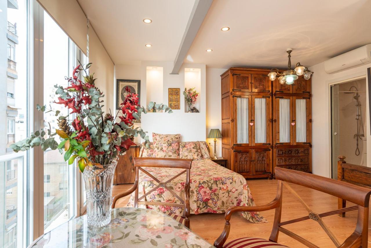 Apartamento Loft 'El Ángel del Soho' Málaga Exterior foto